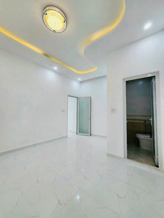 Bán gấp nhà giá mềm nhất quận 7: 4.55 tỷ – Huỳnh Tấn Phát- DT: 47m – 4.7 x10m – 2 Tầng- 3 PN – 2