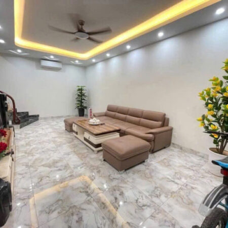 ĐỐNG ĐA – NHÀ ĐẸP LONG LANH – NỘI THẤT SANG TRỌNG – CÁCH PHỐ 30M. Khâm Thiên, 50 m, 6 T, MT 5.9m.