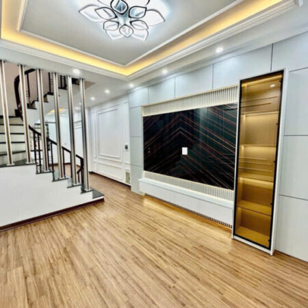 BÁN NHÀ PHAN ĐÌNH GIÓT 5 TẦNG — Ở LUÔN – 8.95 TỶ