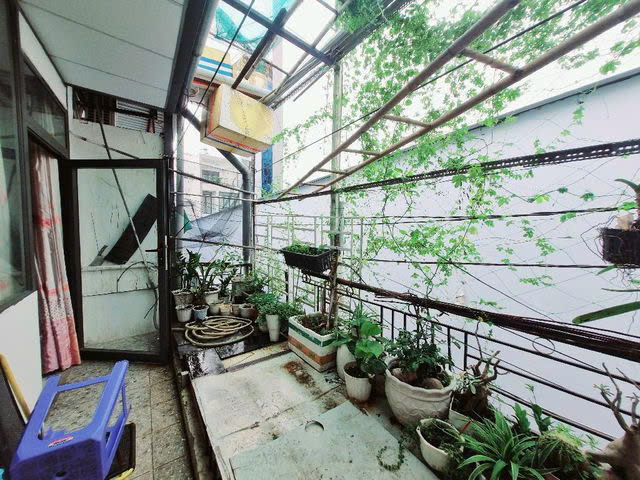 Bán gấp giá mềm nhất quận Tân Phú: 4.65 tỷ : Đường Nguyễn Ngọc Nhật- DT: Ngang khủng 5.2m- BTCT-1