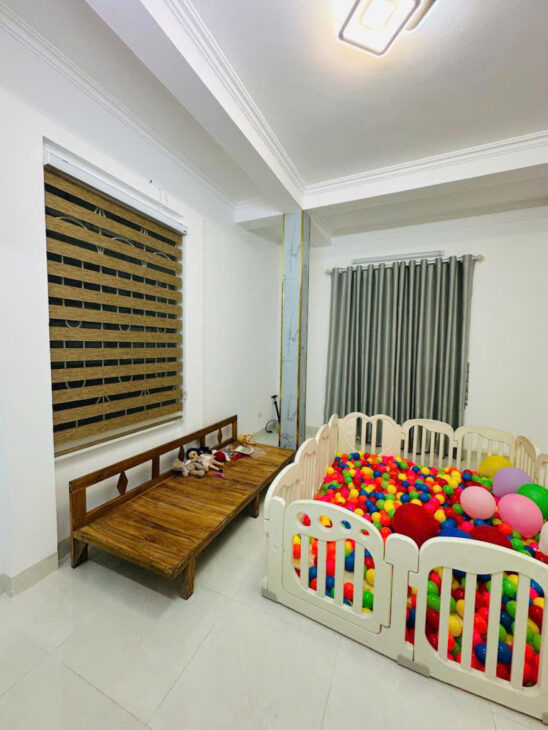 Phố Thái Thịnh ngõ ô tô nhà 28m lô góc 5 tầng 3 Phòng ngủ chỉ 5,8 tỷ
