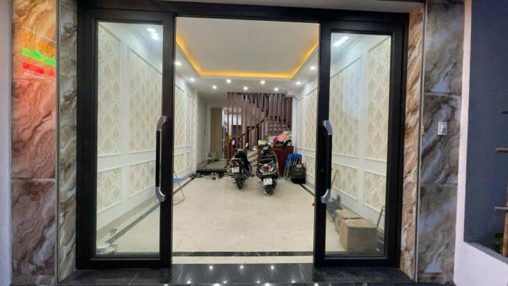 Bán nhà ngõ 460 Khương Đình – Ô tô tránh kinh doanh VP – 65m x 6 tầng thang máy giá 15,9 tỷ