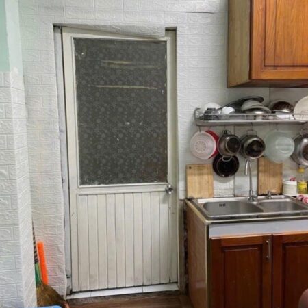 Cần bán nhà HXH 2 tầng, 98m2, ngang 4m, sổ hồng riêng, hoàn công đầy đủ. Giá 8,5 tỷ.