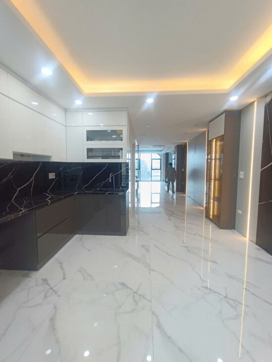 MẶT PHỐ GIÁP BÁT- HOÀNG MAI, KINH DOANH, VP, DT 115 M2, 8 TẦNG, TM, GIÁ 34 TỶ.