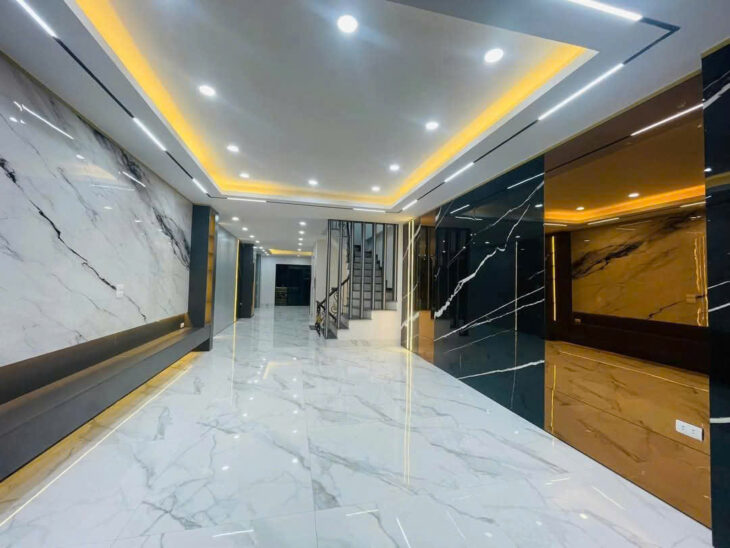 MẶT PHỐ GIÁP BÁT- HOÀNG MAI, KINH DOANH, VP, DT 115 M2, 8 TẦNG, TM, GIÁ 34 TỶ.