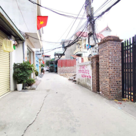 83m đất tuyến 2 Khúc Thừa Dụ, sát mặt đường, Giá 3.8 tỉ, ngõ ô.tô 83m đất tuyến 2 Khúc Thừa Dụ, sát mặt đường, Giá 3.8 tỉ, ngõ ô.tô