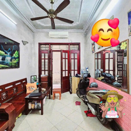 BÁN NHÀ KIM MÃ – DÂN XÂY TÂM HUYẾT – TẦM TIỀN HIẾM – 28M2X5T – 6.5 TỶ