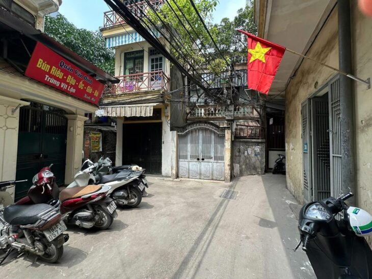 MẶT NGÕ TRẦN KHÁT CHÂN – 20M RA PHỐ – NHÀ MỚI ĐẸP KOONG – GIÁ 5.6 TỶ
