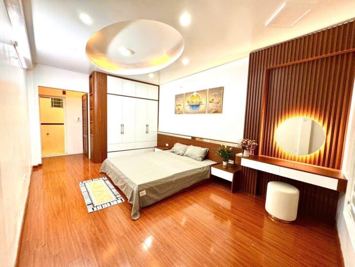 HOÀNG HOA THÁM – TRUNG TÂM QUẬN BA ĐÌNH – ÔTÔ ĐỖ CỔNG – GIÁ 7 TỶ