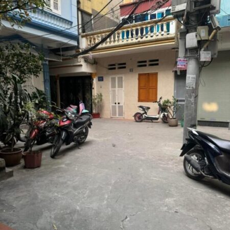 MẶT NGÕ TÔN ĐỨC THẮNG – 30M RA PHỐ, 20M RA ÔTÔ TRÁNH – GIÁ 5.6 TỶ MẶT NGÕ TÔN ĐỨC THẮNG – 30M RA PHỐ, 20M RA ÔTÔ TRÁNH – GIÁ 5.6 TỶ