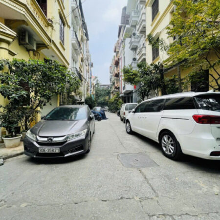 BÁN NHÀ PHÂN LÔ, VỈA HÈ, KHÂM THIÊN- ĐỐNG ĐA, 54 M2, 5 TẦNG, GIÁ 22 TỶ.