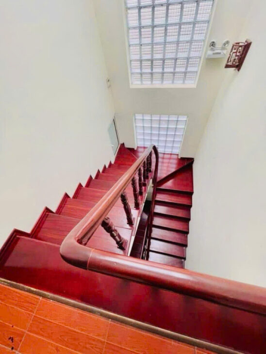 ???? NHÀ HOÀNG CẦU – Ô TÔ CÁCH 10M – GẦN BÃI GỬI XE – DÂN XÂY CHẮC CHẮN