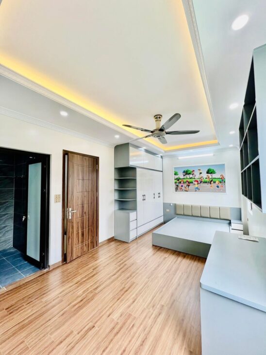 MẶT NGÕ TAM TRINH – 30M RA PHỐ – ÔTÔ 7 CHỖ ĐỖ CỬA – 5 TẦNG THANG MÁY – GIÁ CHỈ 13 TỶ