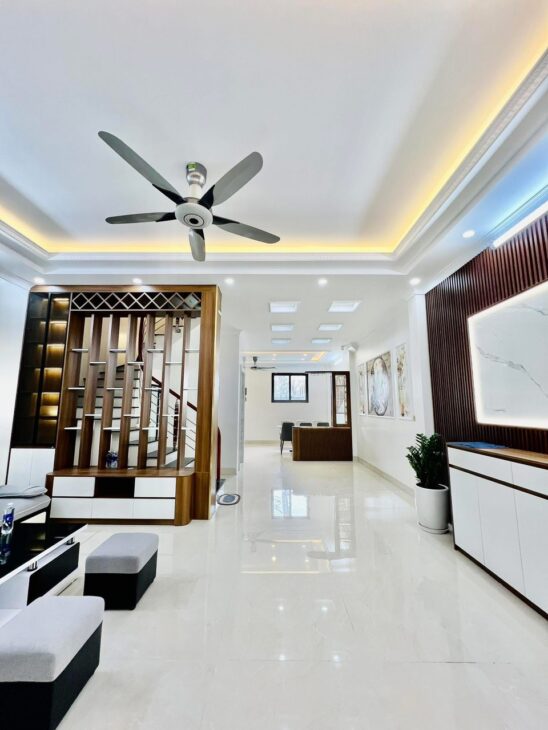 MẶT NGÕ TAM TRINH – 30M RA PHỐ – ÔTÔ 7 CHỖ ĐỖ CỬA – 5 TẦNG THANG MÁY – GIÁ CHỈ 13 TỶ