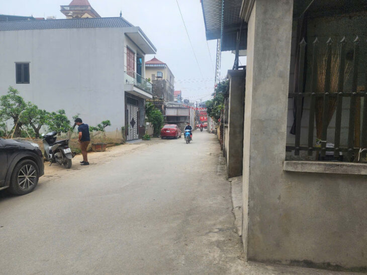 CC cần bán 127m full thổ cư 2 sổ tại thủy xuân tiên chương mỹ