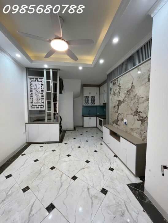 Bán nhà 40m², 6PN, 6WC, An Dương Vương, Tây Hồ – 10 tỷ