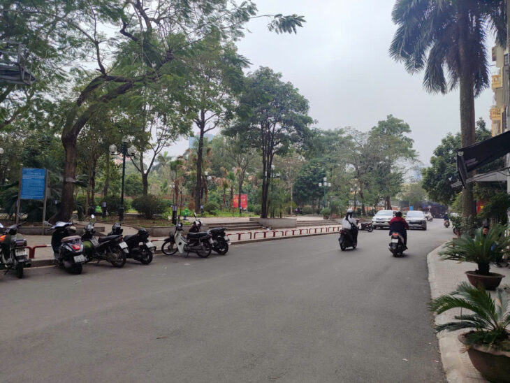 TÒA NHÀ VĂN PHÒNG MỚI COONG,10T THANG MÁY NGUYỄN LƯƠNG BĂNG ,XÃ ĐÀN,DÒNG TIỀN CỰC TỐT,109M2,MT5M,