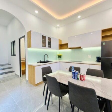 SIÊU VIP 1 CĂN VILLA dtsd lên đến 200M2 (Ngang 6.8m x 18) NHỎ XINH GIỮ LÒNG SG, MÀ GIẢ CHỈ