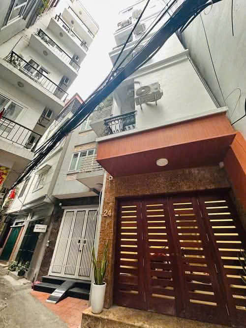 Bán nhà Ngọc Hà , Ba Đình , HN . DT 60M2 , 6Tầng , MT 4.5m . GIÁ 16 TỶ