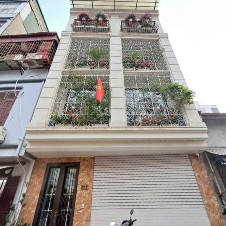 Bán nhà Ngõ Phố Ngọc Hà , Ba Đình, HN .DT 55M2, 5Tầng ,MT 5.5M . GIÁ 20 TỶ