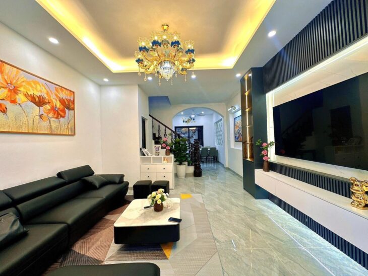 MẶT NGÕ NGUYỄN TRÃI – 30M RA PHỐ – ÔTÔ ĐỖ CỬA – GIÁ 12 TỶ – SĐCC