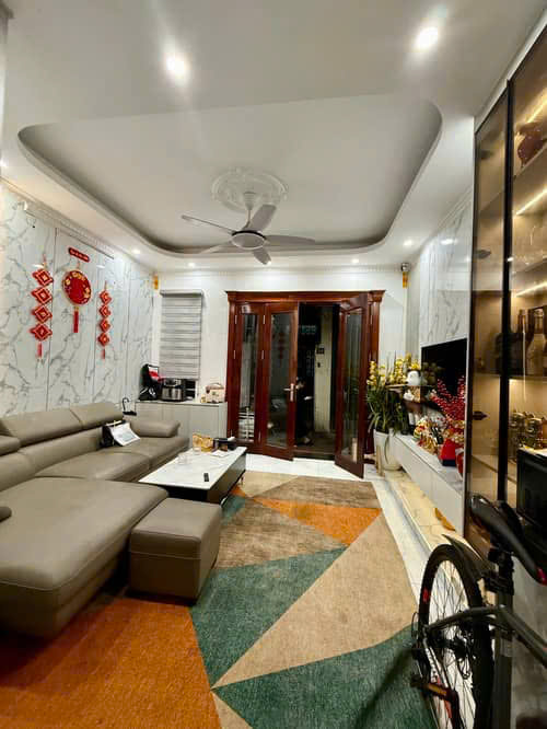 MINH KHAI-HAI BÀ TRƯNG, NHÀ MỚI ĐẸP , 6.45TỶ/.3M2 , GIÁ CỰC TỐT, RẤT HIẾM TRÊN THỊ TRƯỜNG.3