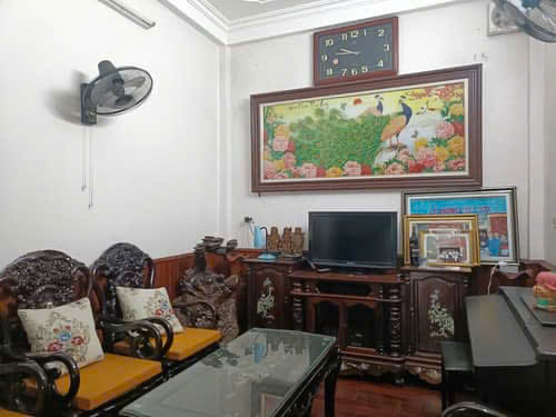 MINH KHAI-HAI BÀ TRƯNG, NHÀ MỚI ĐẸP , 9,3TỶ/42M2 , NGÕ VĂN MINH, SẠCH SẼ. SỔ VUÔNG, ĐẸP.d