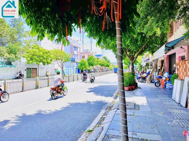 Cho Thuê Nhà: 675 Luỹ Bán Bích, Phường Phú Thạnh, Quận Tân Phú. Giá 130 Triệu