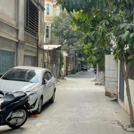 MẶT PHỐ NGHI TÀM – KINH DOANH ĐỈNH – ÔTÔ TRÁNH, DỪNG ĐỖ NGÀY ĐÊM – GIÁ 8 TỶ