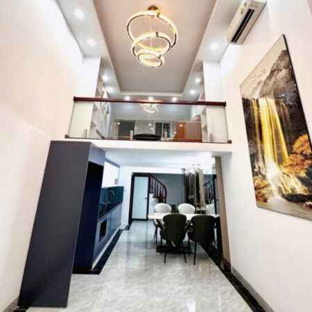 TRUNG TÂM NGÃ TƯ SỞ, CHỦ TẶNG NỘI THẤT, GẦN HỒ, GIÁ XỊN 6.7 TỶ. TRUNG TÂM NGÃ TƯ SỞ, CHỦ TẶNG NỘI THẤT, GẦN HỒ, GIÁ XỊN 6.7 TỶ.