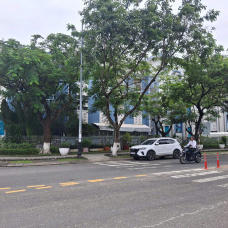 LÔ GÓC 2 MẶT TIỀN ĐẸP GIÁ 1X TỶ – ĐƯỜNG 15M & 7.5M ĐÂT 163M2 NGANG 6.7M– TT HẢI CHÂU