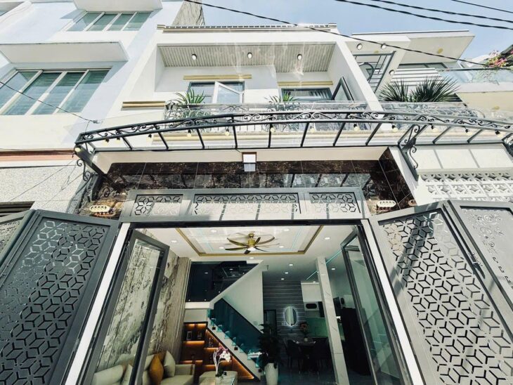 Bán nhà gần CC Dreamhome Gò Vấp,NGANG KHỦNG 6m,sát mặt tiền,xe tải đỗ cửa, giá chỉ