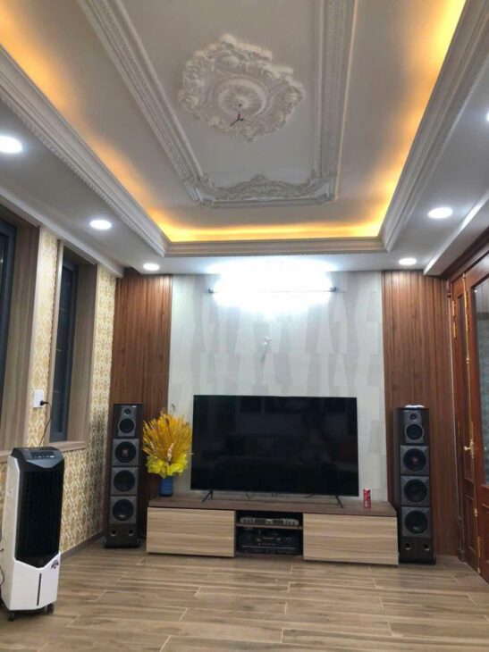 Hiếm có khó tìm – nhà 5 tầng, 67m², hẻm xe hơi, full nội thất gỗ quý – chỉ 6.8 tỷ. Không có căn thứ