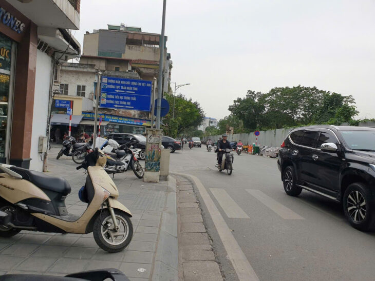 MẶT PHỐ NGUYỄN CÔNG CHỨ ,KINH DOANH ĐA NGÀNH NGHỀ,CỰC ĐỈNH,MẶT TIỀN CỰC RỘNG 7,9M,DIỆN TÍCH