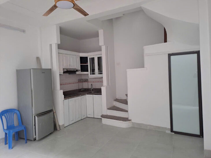 THỊNH QUANG-3 THOÁNG-NHÀ MỚI FULL NỘI THẤT-NGAY MẶT PHỐ-DT26m x 5 TẦNG, NHỈNH 5 TỶ