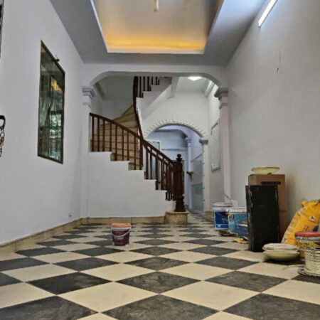 BÁN NHÀ MỚI ĐẸP – NGÕ NÔNG, Ô TÔ ĐỖ CỬA – 15M RA PHỐ KIM GIANG – GIÁ CHÀO MỚI 9.8 TỶ