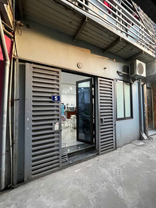 Bán nhà khu tam trinh dt 35 m x 2 tầng giá 2 tỷ 480