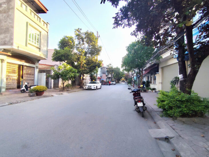Bán đất mặt đường 633 Thiên Lôi – 82m, MT 5, Giá 6.56 tỉ, đường cực to