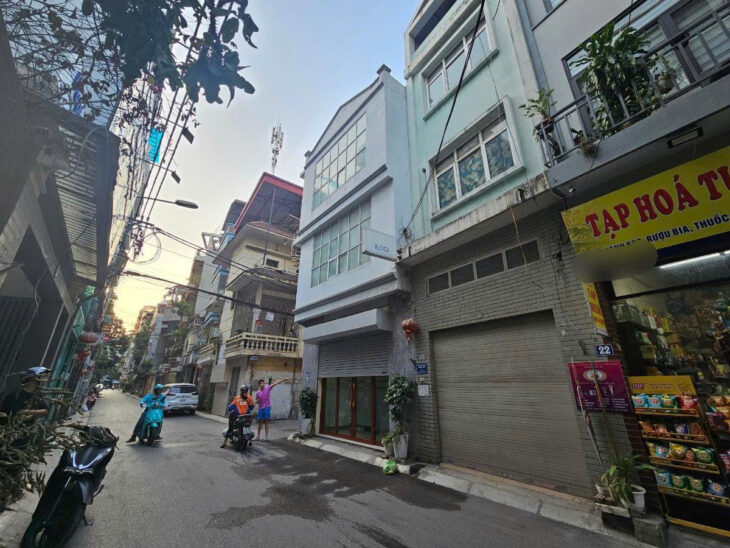 Bán nhà mặt ngõ Láng Hạ, ngõ ô tô thông phù hợp kinh doanh nhiều mặt hàng