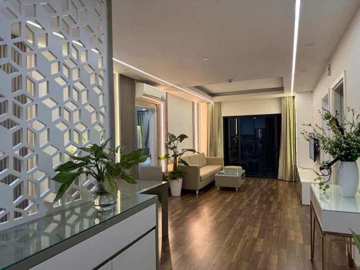 Bán chung cư KĐT Goldmark City 136 Hồ Tùng Mậu. DT 111m- 3 ngủ. LH: 0964769634