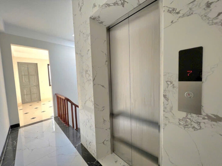 BÁN NHÀ KIM GIANG – 7 TẦNG THANG MÁY MỚI TINH – NGÕ RỘNG – GẦN Ô TÔ – CÓ BÃI GỬI XE – 8.8 TỶ