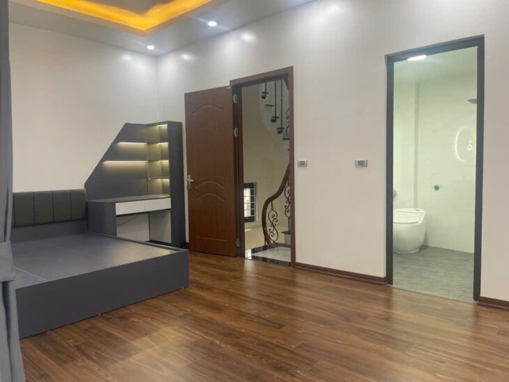 Bán nhà Minh Khai – 61m2 mặt tiền 6m/ 5 tầng – 10,8 tỷ