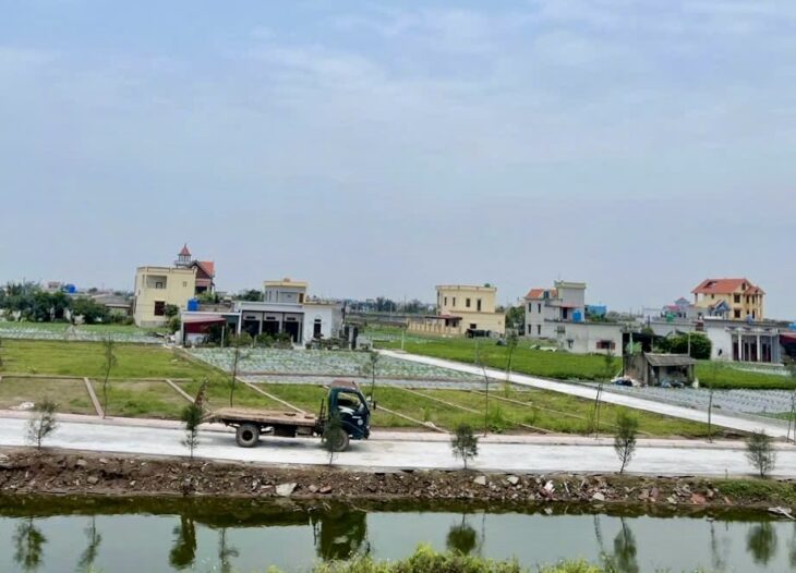 Bán đất biển quất lâm 100m2 full cư gần quảng trường biển 1.3 tỷ