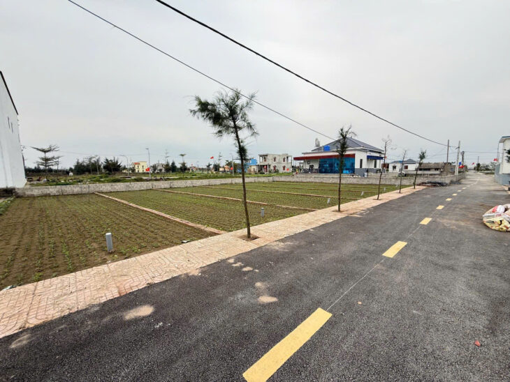 Cần bán nhanh lô đất 98m2 biển Giao Phong, Mặt tiền rộng, Full cư, giá chỉ hơn tỷ/1 lô.