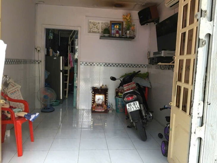 NHÀ BÁN P. ĐÔNG HƯNG THUẬN, Q12- HẺM 3 GÁC SẠCH SẼ – 21 M2 – 2.3 TỶ