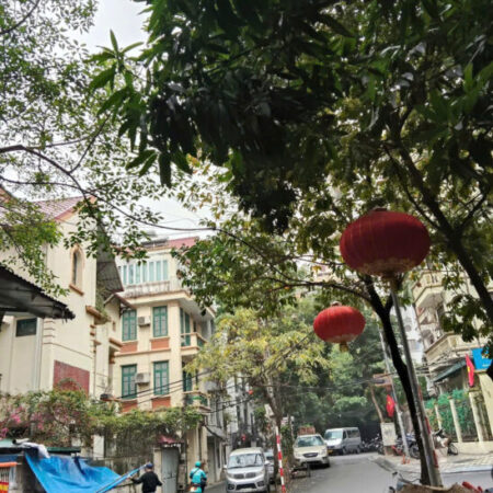 25 TỶ ,5T,57M2 MẶT PHỐ ĐÔNG CÁC,LÔ GÓC,DÂN XÂY KIÊN CỐ,KINH DOANH SẦM UẤT THỜI TRANG,ĐỒ HIỆU,2 MẶT