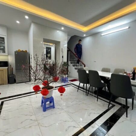 MẶT NGÕ TRƯƠNG ĐỊNH – 20M RA PHỐ – 5 TẦNG THANG MÁY – GIÁ 7 TỶ