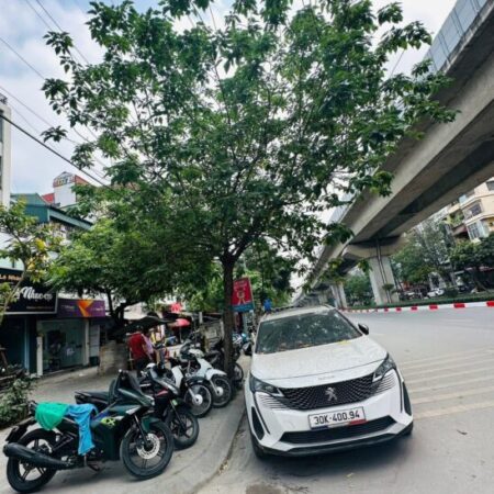 MẶT PHỐ HÀO NAM – ÔTÔ TRÁNH, VỈA HÈ KINH DOANH ĐỈNH – 5 TẦNG THANG MÁY – GIÁ 36 TỶ