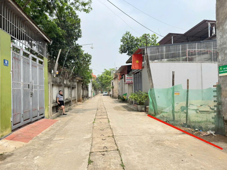 Bán 100m đất Hoàng Kim, Mê Linh, HN. Đường thông, oto tránh, mặt tiền kinh doanh