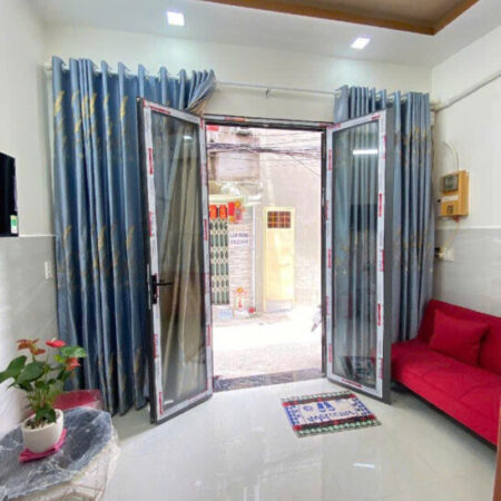 Bán nhà 2 tầng Hoàn công đủ, Lưu Hữu Phước Quận 8 giá chỉ 2,5 tỷ